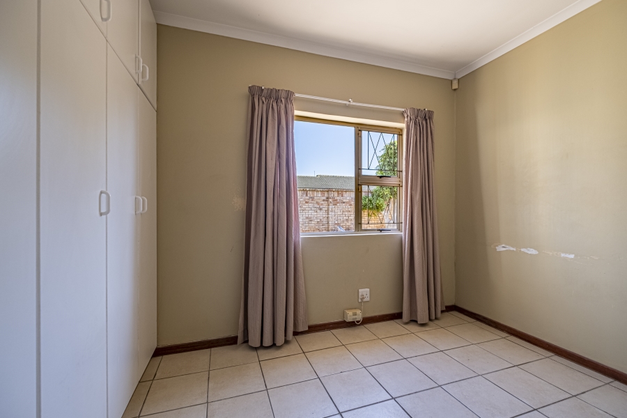 3 Bedroom Property for Sale in Summerstrand Eastern Cape